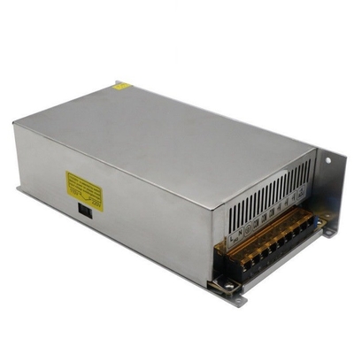 L'alimentation en courant continu de 100 V 5,5 A avec tension d'entrée AC110V/220V et type de sortie unique