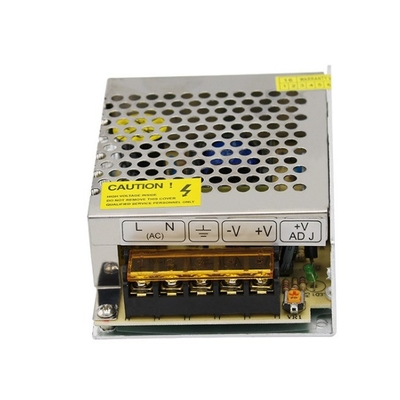 Fréquence de sortie constante 50/60 Hz C-Power 9V 5A 45W alimentation électrique avec 82% d'efficacité