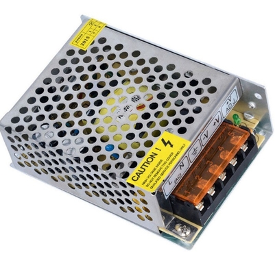 18V 1A 18W 110V 220V alimentation en courant continu pour l'argent Fréquence de sortie 50/60HZ de C-Power